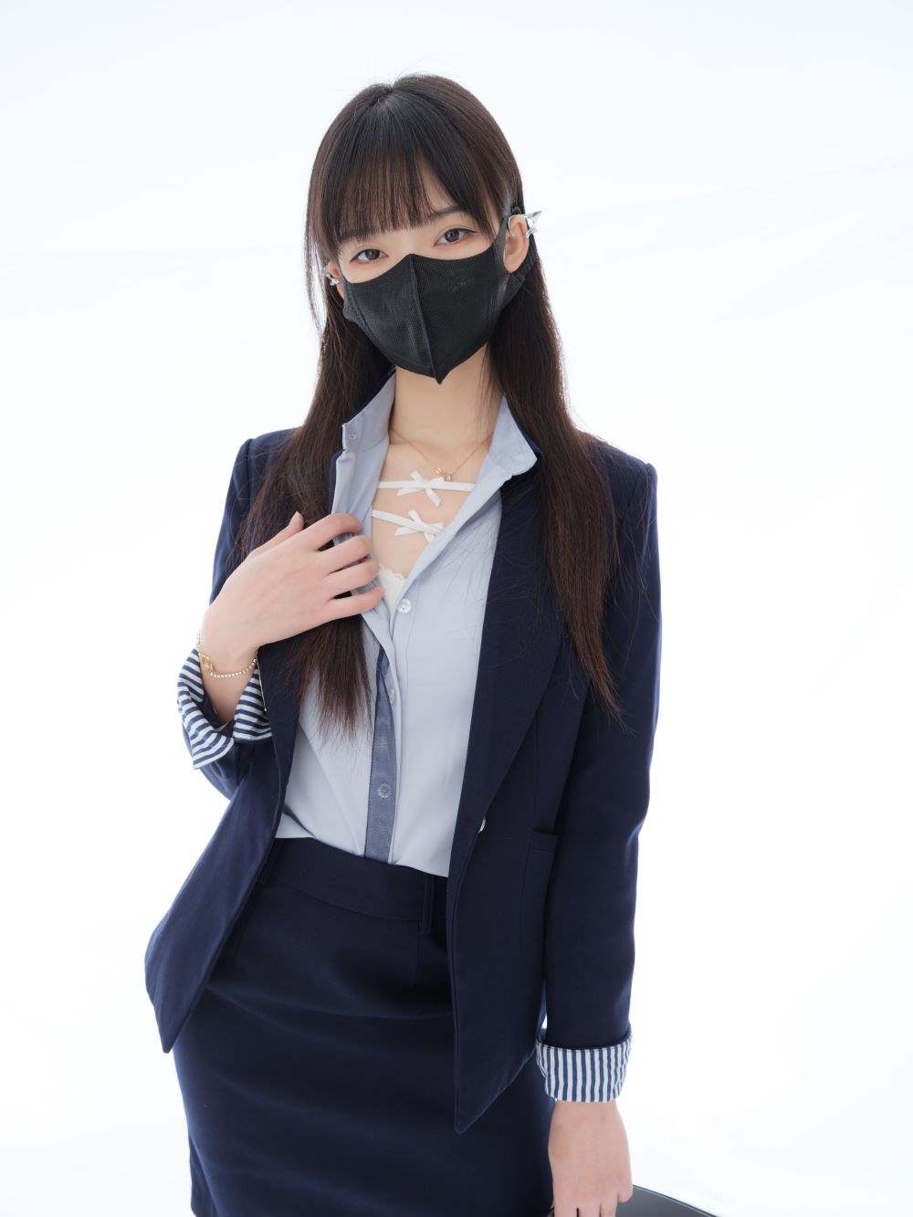 《见希w》女警、职员、七夕限定等内部定制写真作品资源合集下载 《见希w》女警、职员、七夕限定等内部定制写真作品资源合集下载