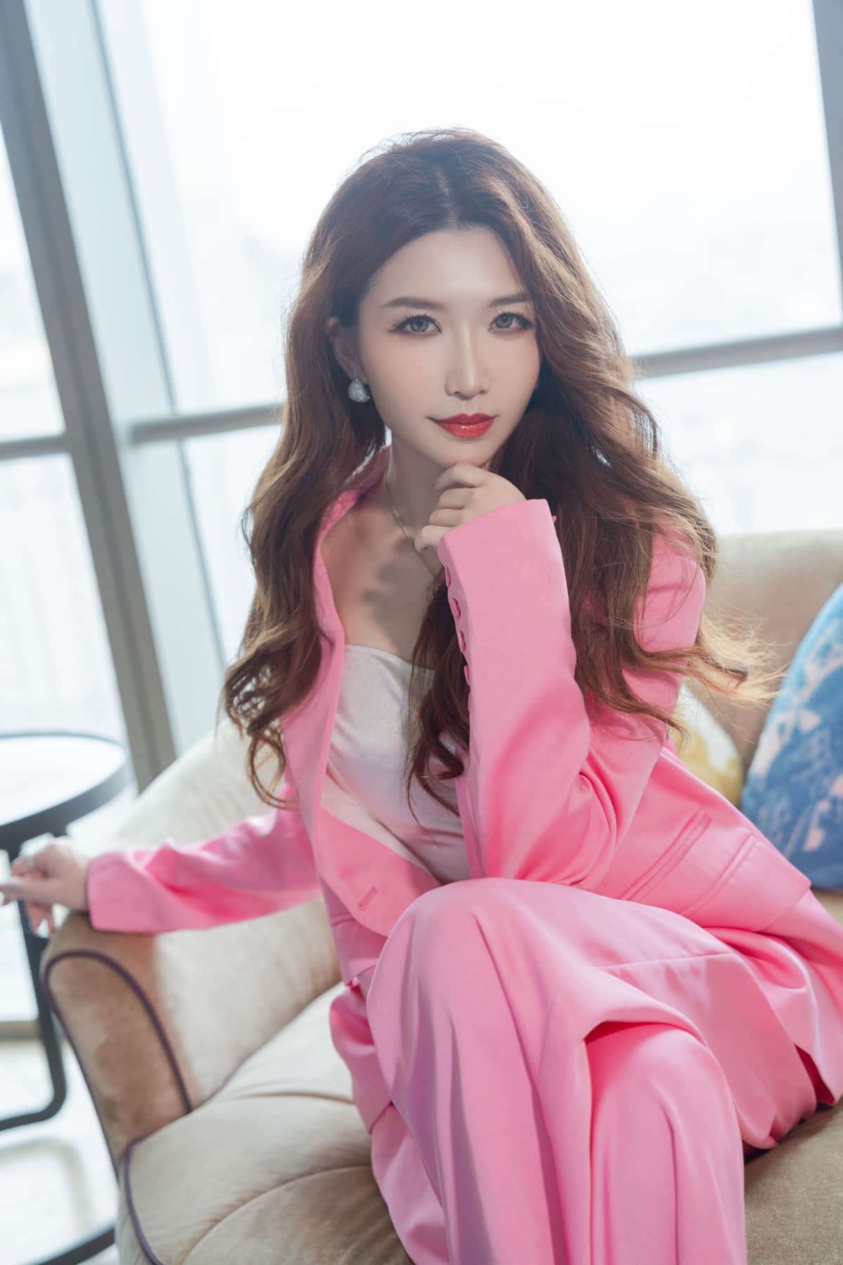 《源纱希喵喵喵》黑丝美腿cos图片写真合集 最新资源28套