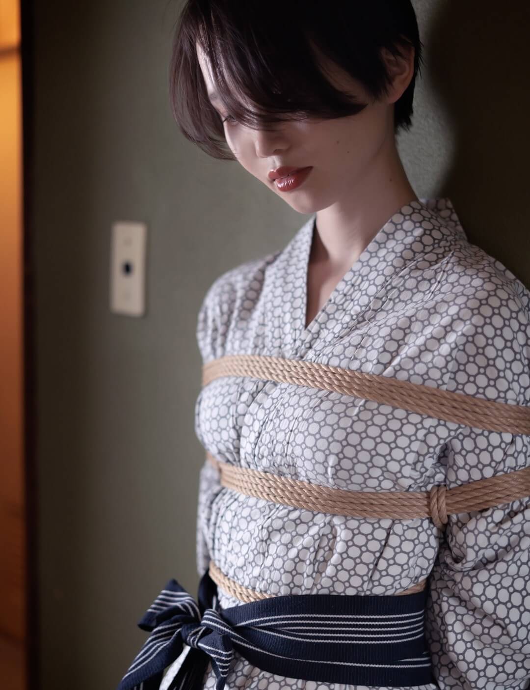 ROPEMAGiC 身体被束缚时的柔韧与倔强 写真资源合集下载 33期5GB