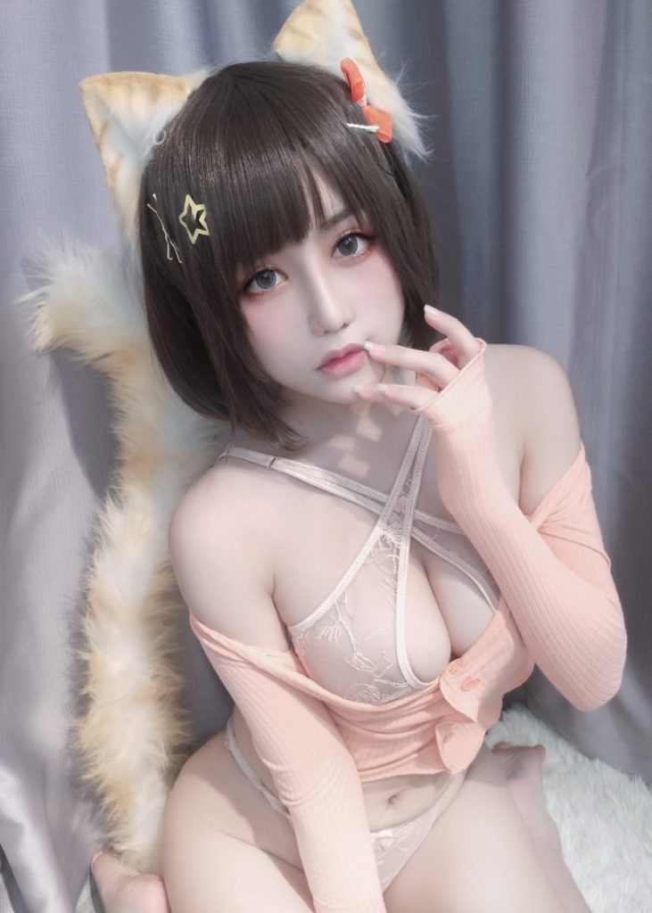 一笑芳香沁 奶牛神父黑兽美图作品写真资源合集下载