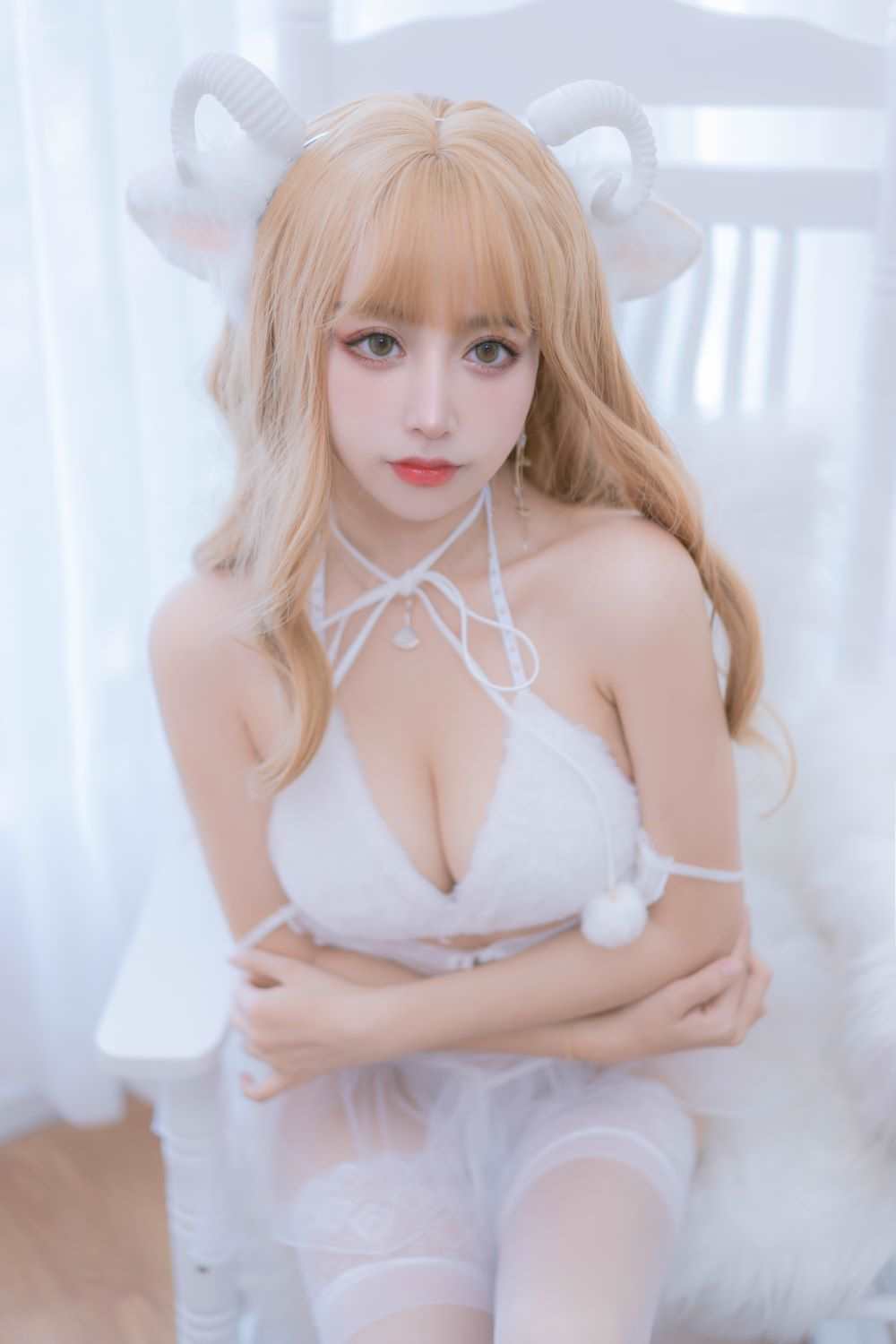 过期米线线喵 cos美女套装图片 写真资源合集下载 173套 过期米线线喵 cos美女套装图片 写真资源合集下载 173套