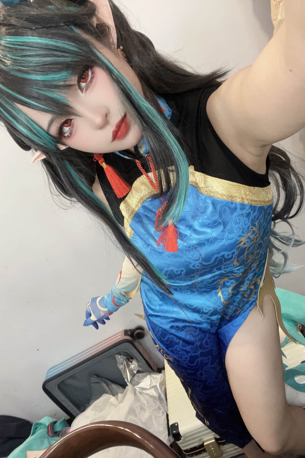 小和甜酒 青春靓丽Cosplay霞沢美游写真套图合集下载