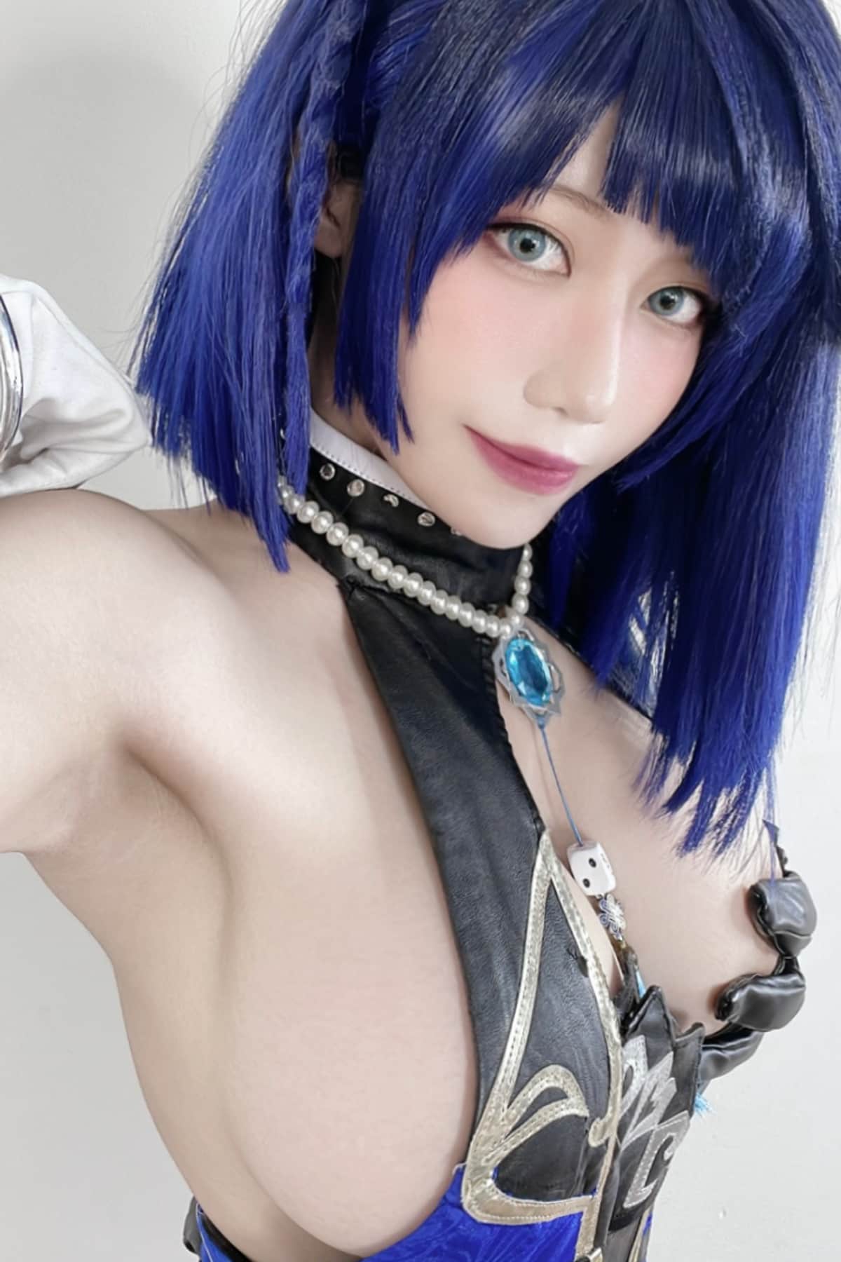 AinNguyen 越南cos巨乳美女写真套图合集下载 19套