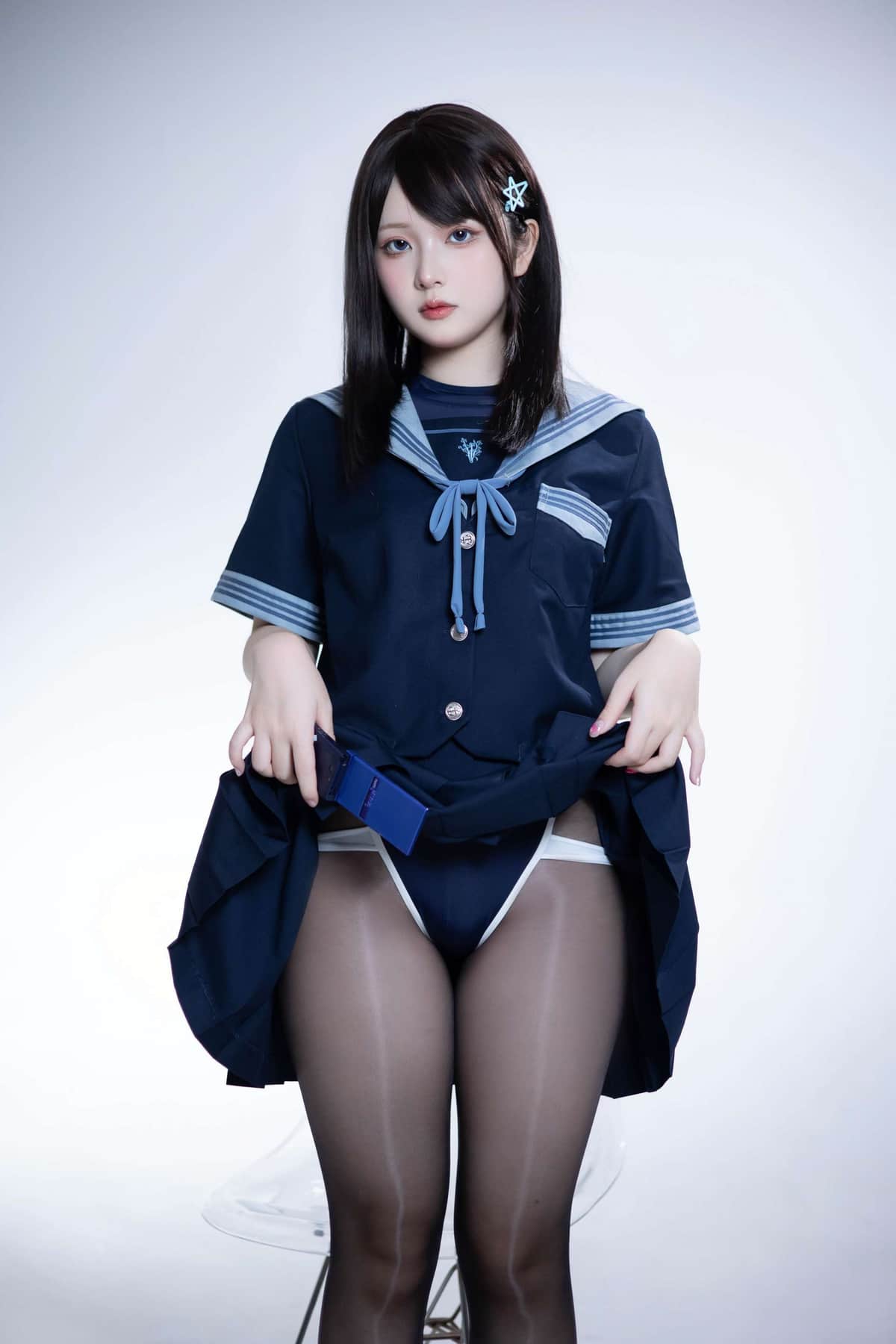 屿鱼 少女cos制服诱惑 完整写真图包合集下载