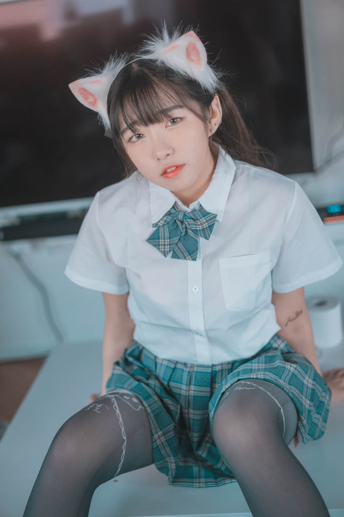 SonSon (손손) 韩国黑丝美腿福利写真套图合集下载 67套