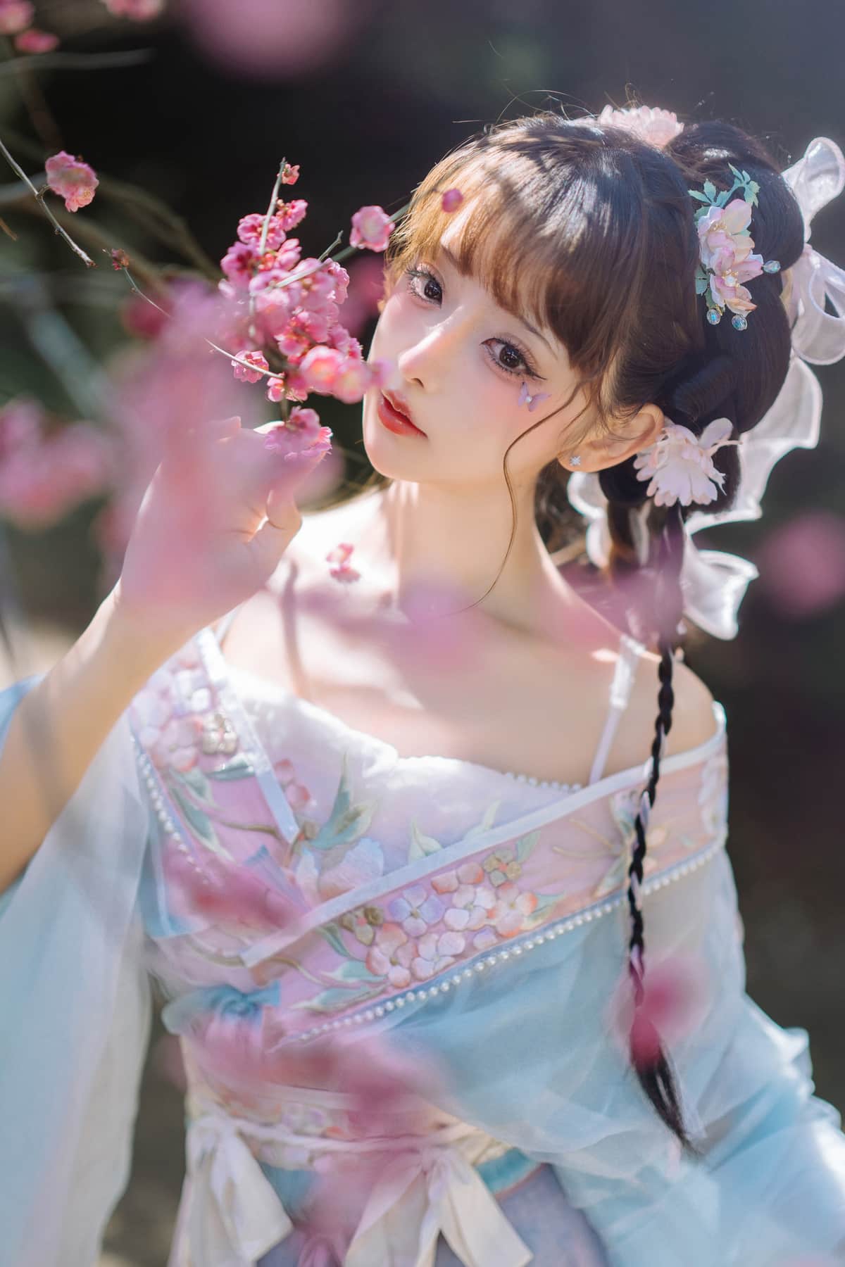 紫氯氯 – COS白丝萝莉控 写真套图合集下载 20套