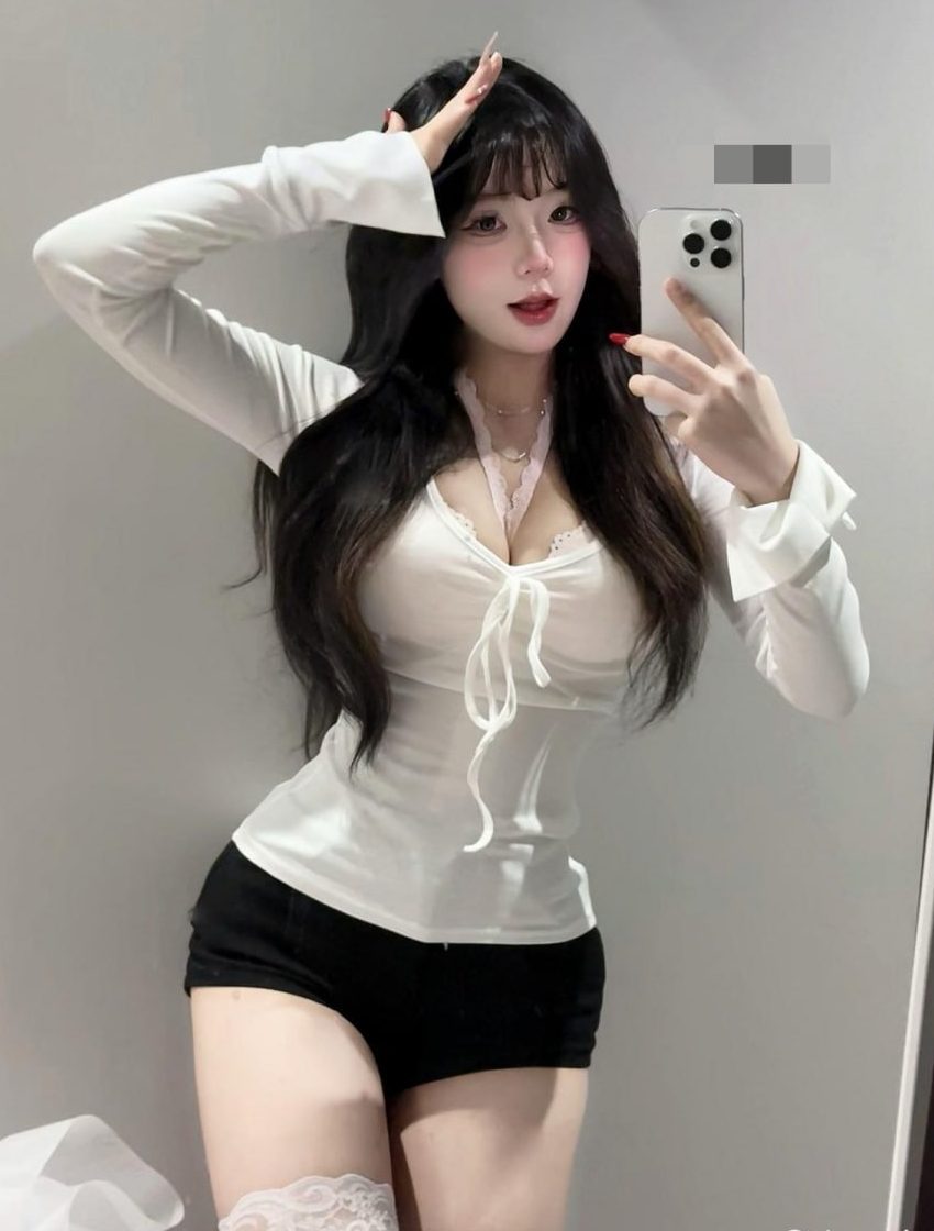 charmingsn 微密圈抖音网红丝袜美女私房照福利 写真资源合集下载