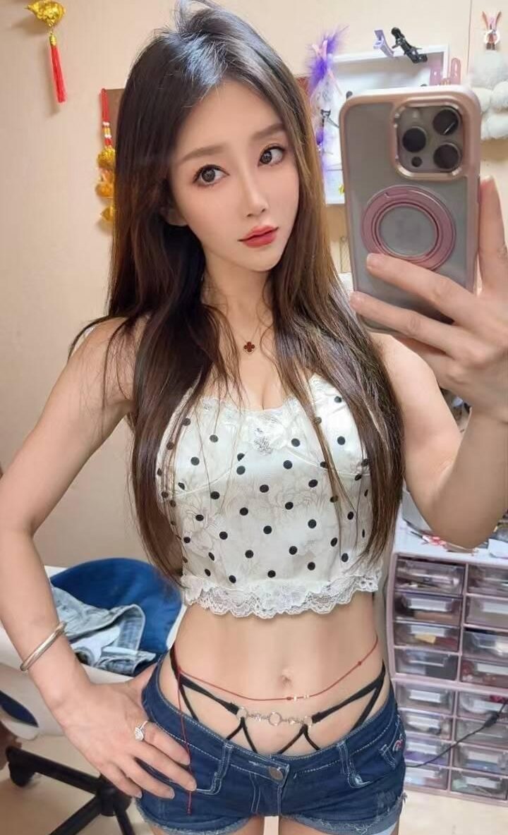 陈猪琦 岛遇抖音网红私房照福利作品 写真图片合集下载