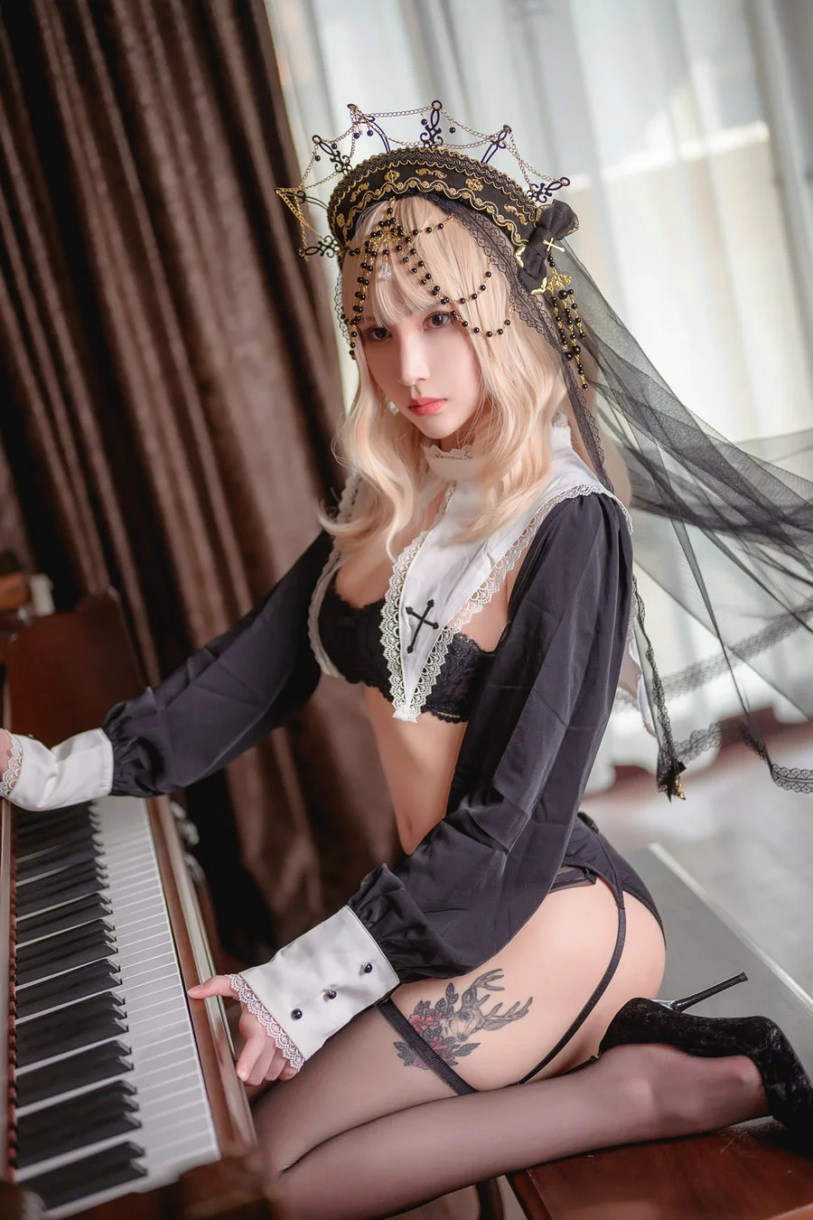 vams子 cos黑丝美腿福利照片写真套图合集下载