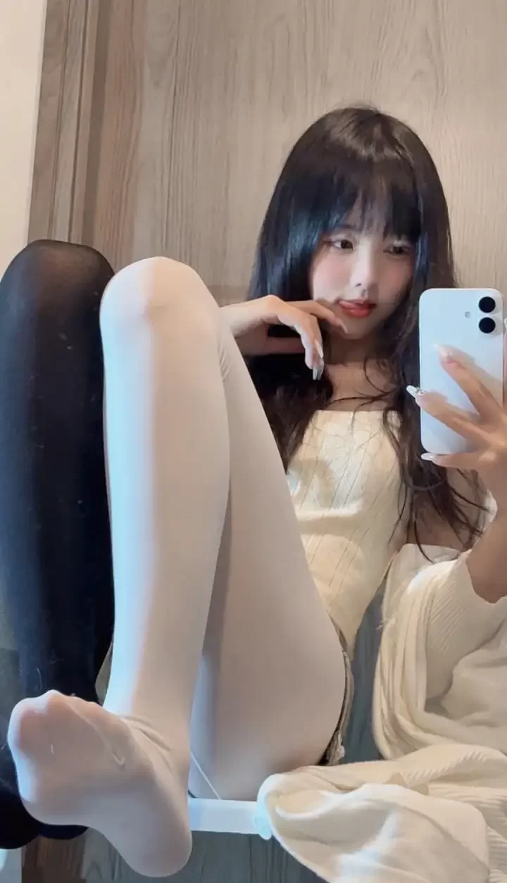 小甜酒子 铁粉空间图集写真资源合集下载