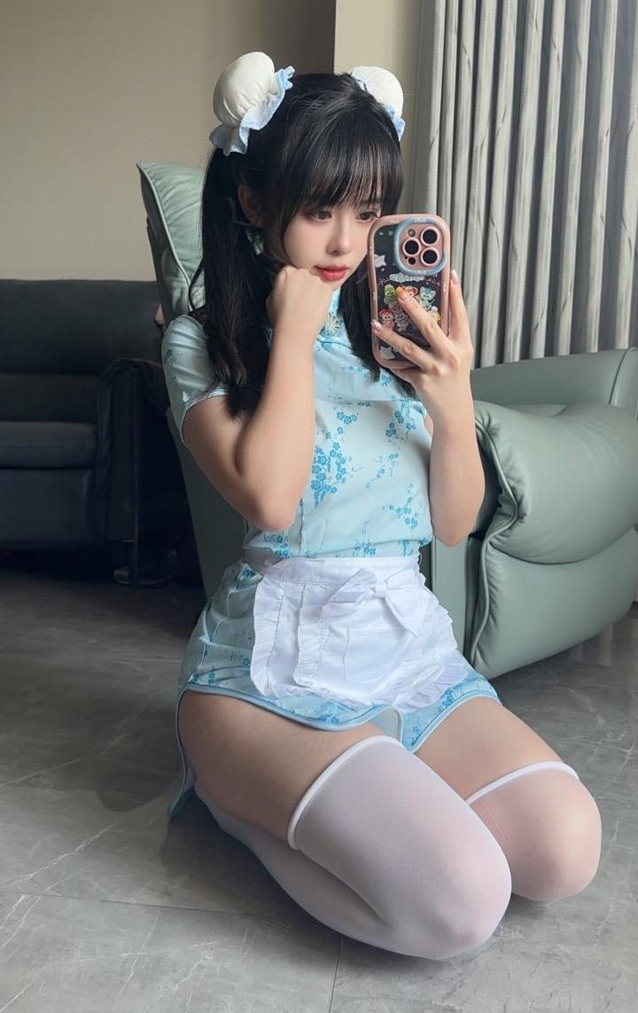 欣老板 铁粉空间定制福利写真套图合集下载