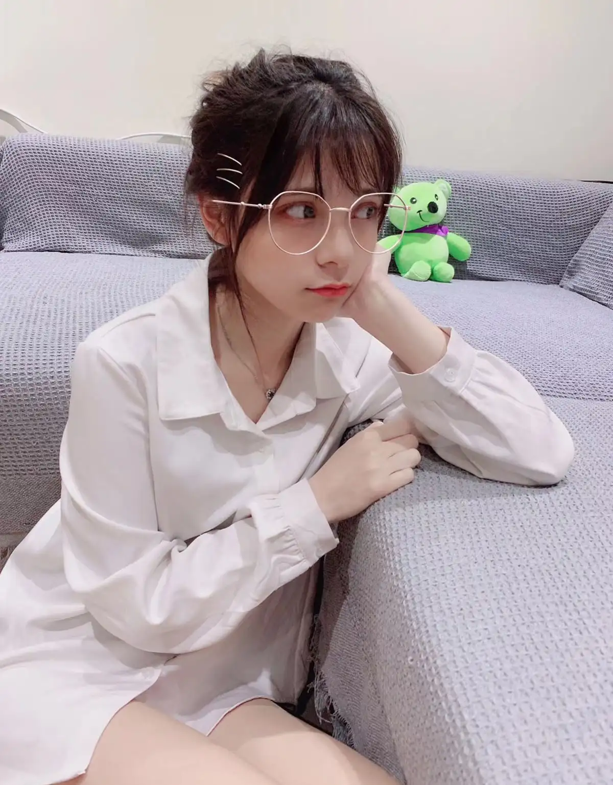 ELaine小仙女 丝袜美腿博主写真资源合集下载