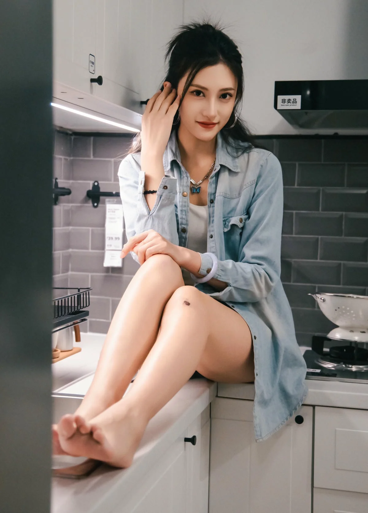 足愉心摄影 足部美学高清写真资源合集下载