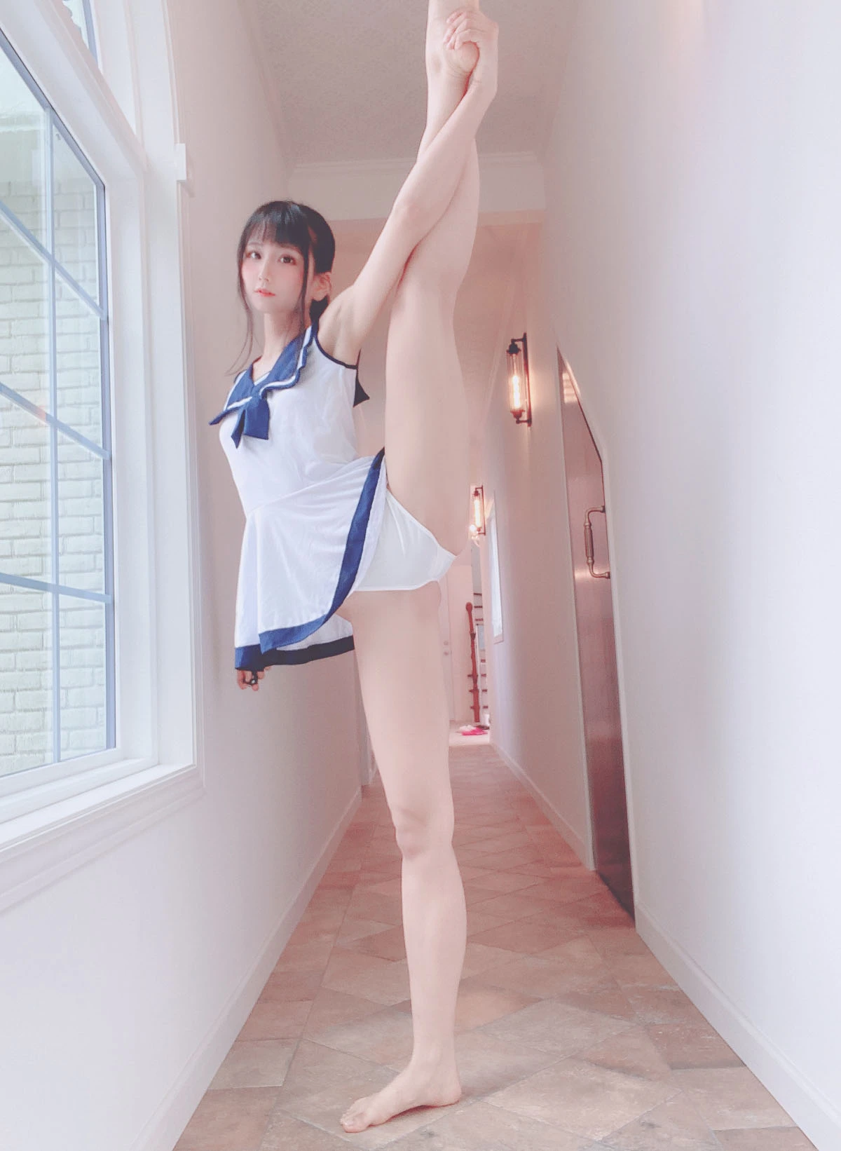 柳丸 日本Coser性感一字马写真资源合集下载