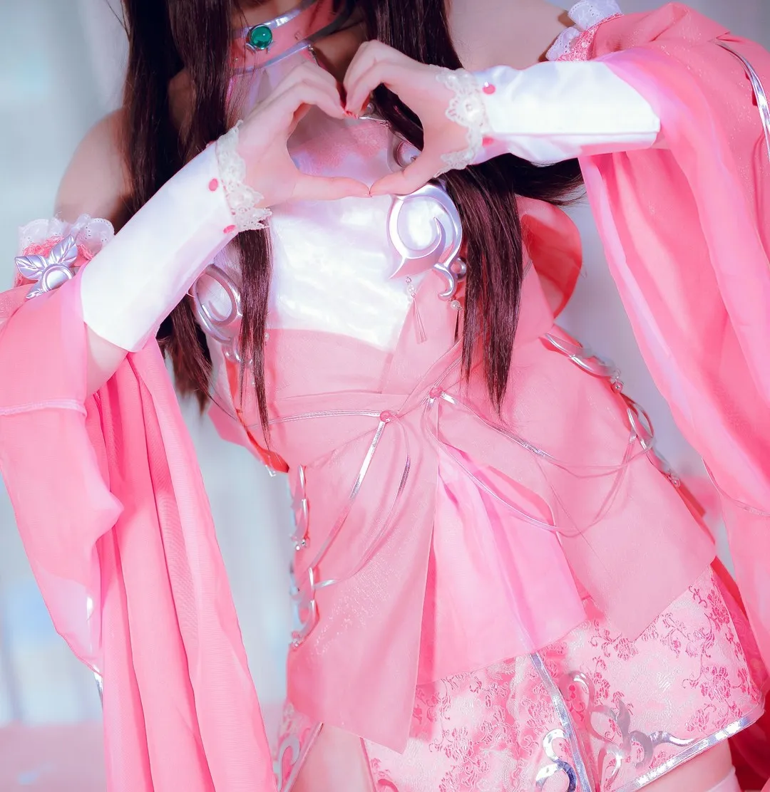 傲娇黑兔 白丝少女写真资源合集下载