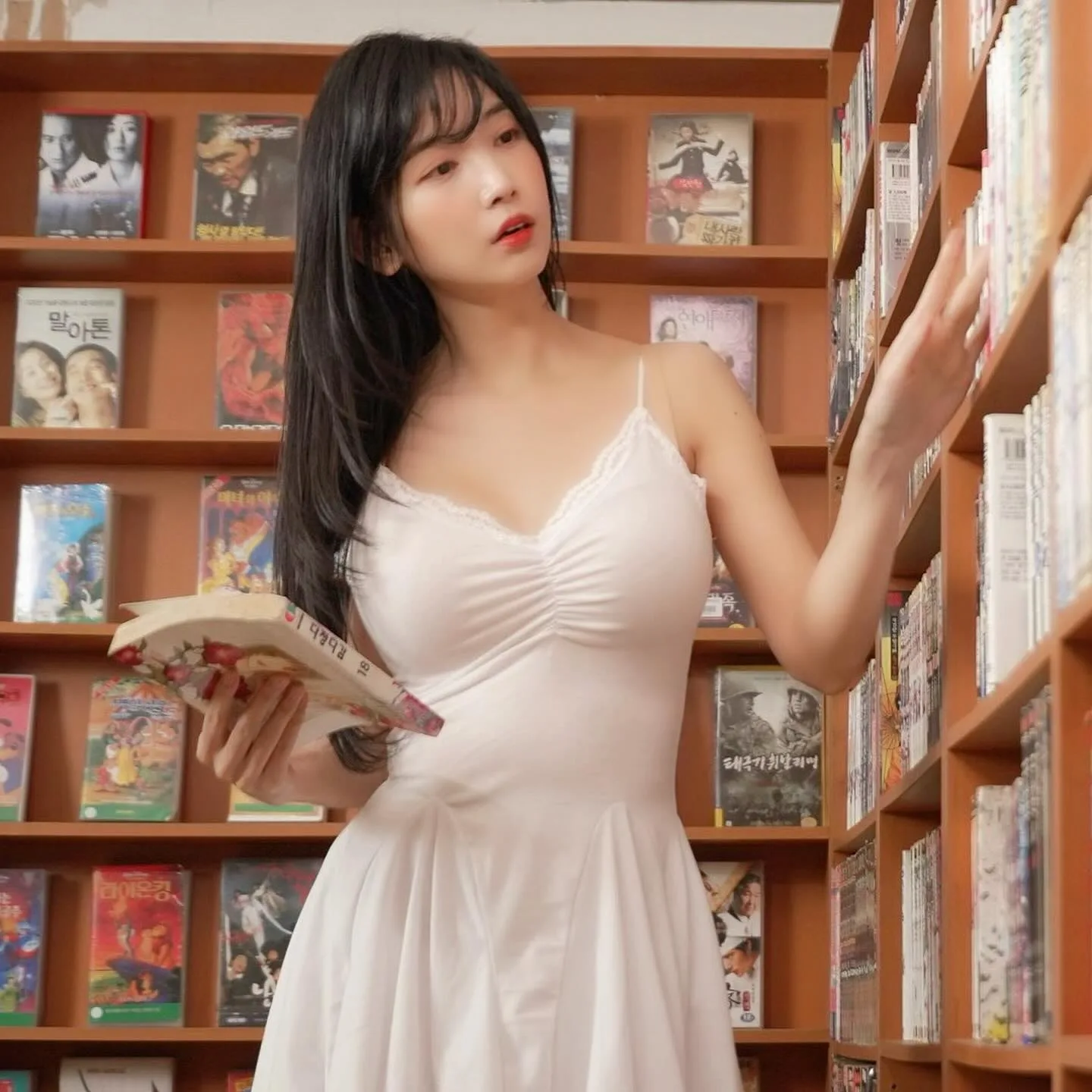 leezy 写真图包合集下载 250P44V 8GB