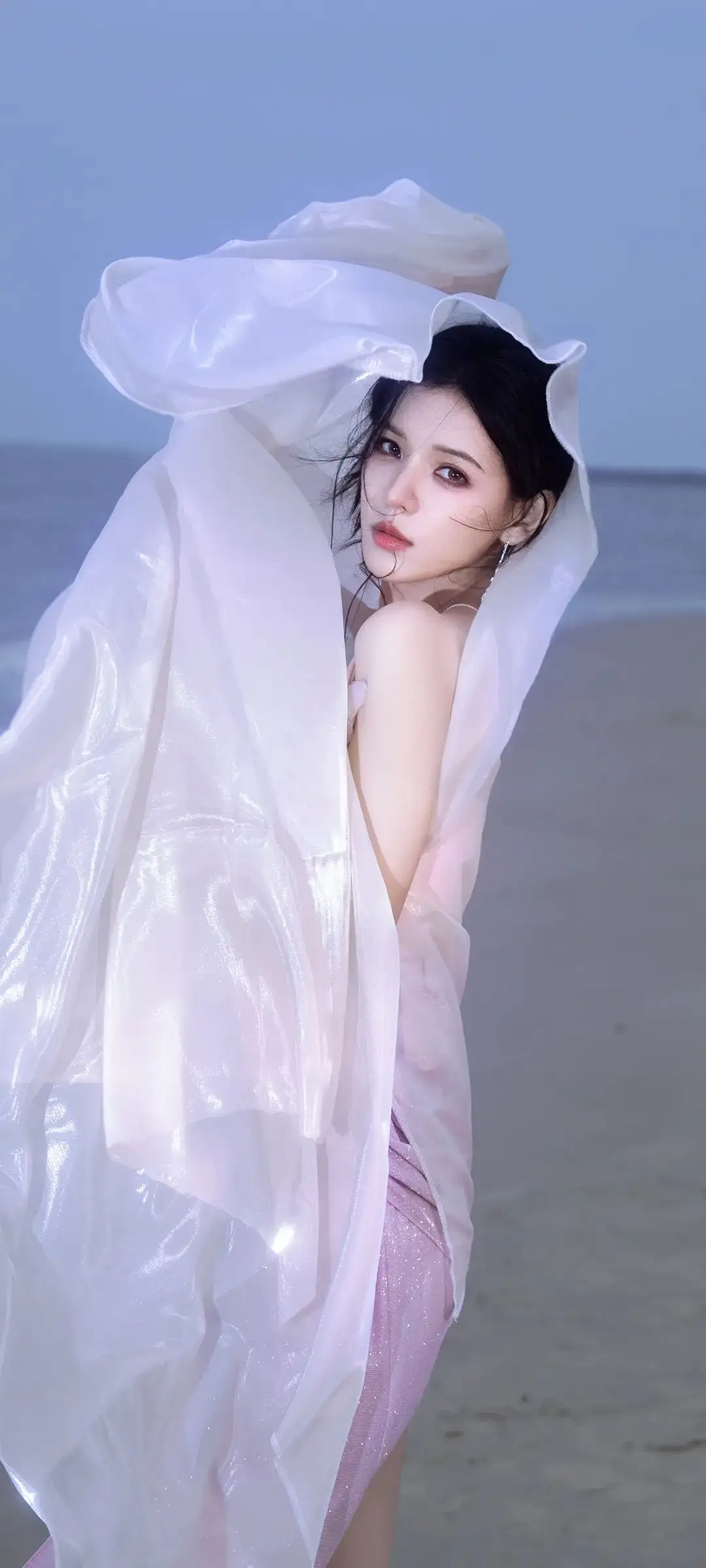 张予曦人物气质手机壁纸设计