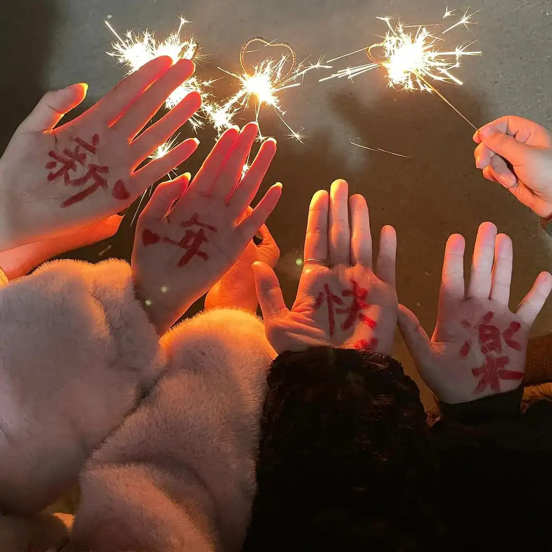 个性化头像壁纸视觉展示