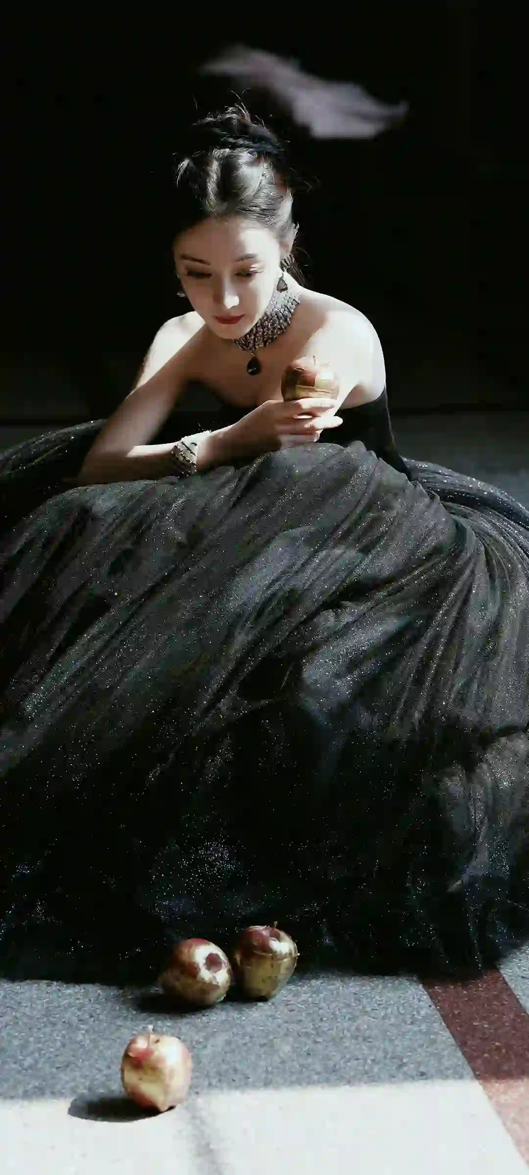 迪丽热巴手机壁纸自然光影展示