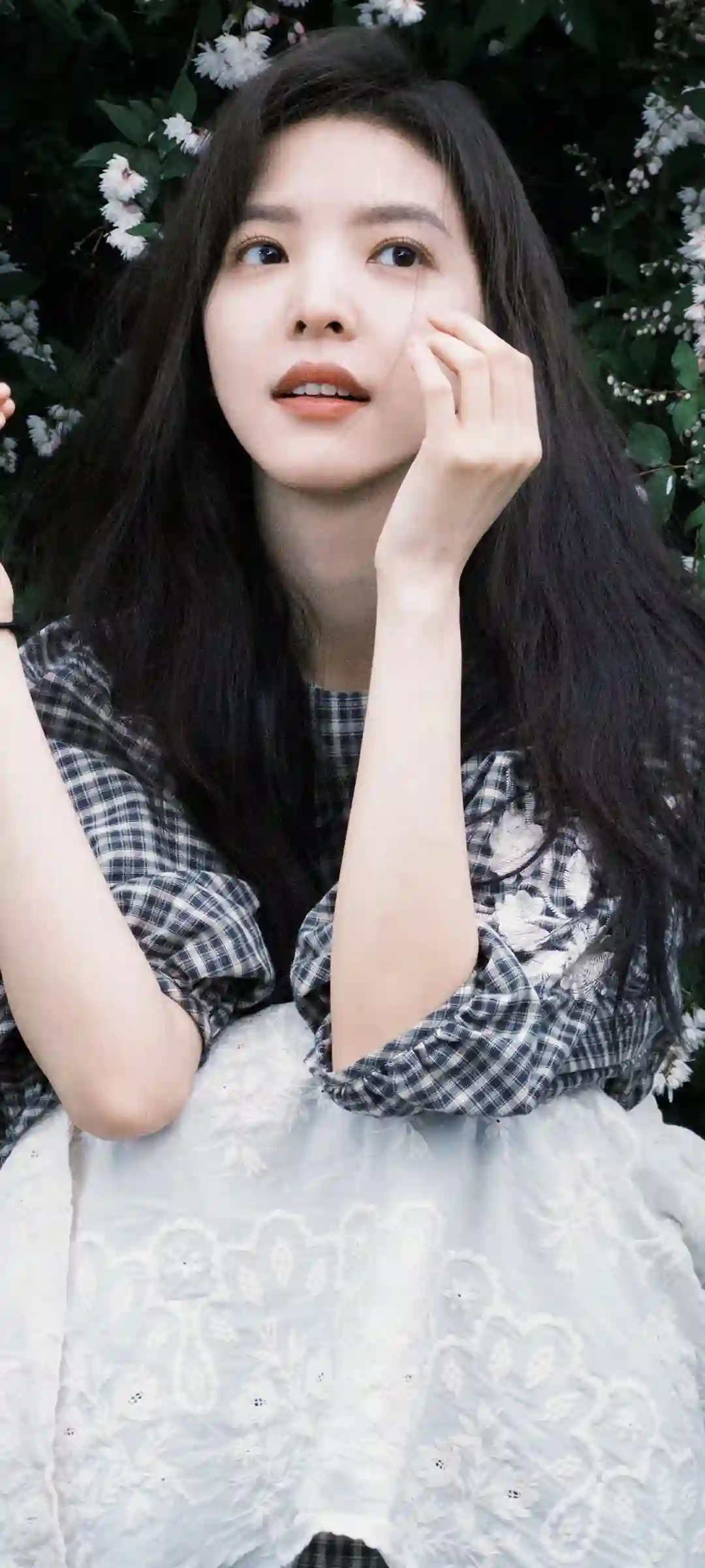 章若楠清新风格手机壁纸